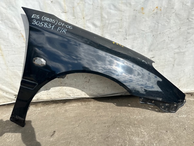 Переднє праве крило 5380133150 TOYOTA