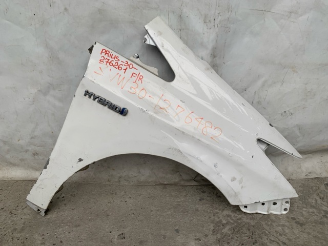 Переднє праве крило 5380147040 TOYOTA