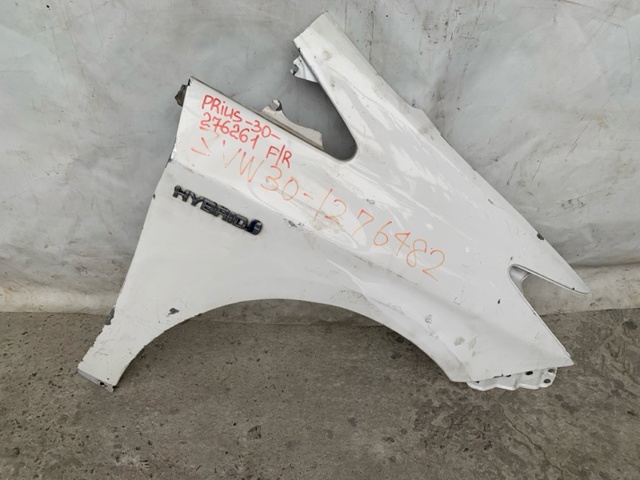 Переднє праве крило 5380147050 TOYOTA