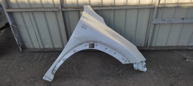 Переднє праве крило 5380178010 TOYOTA