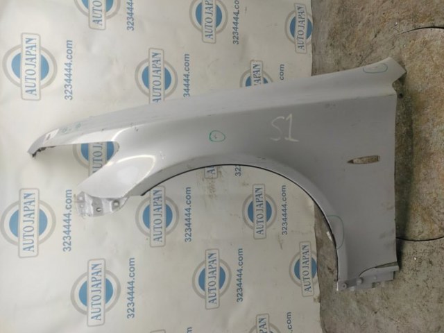 Ліве переднє крило 5380250190 TOYOTA