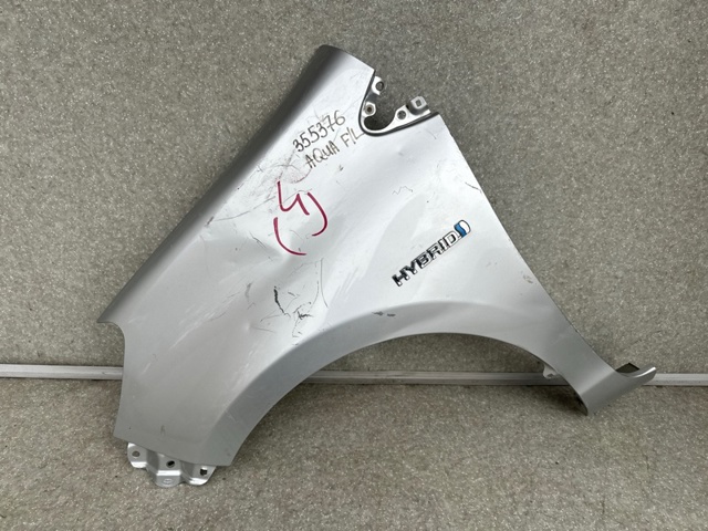 Переднє ліве крило 5380252130 TOYOTA