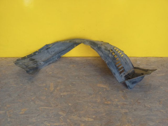 Підкрилки передні праві 5380560041 TOYOTA