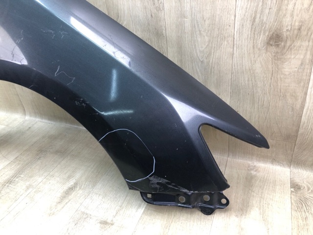 Переднє праве крило 5381106140 TOYOTA