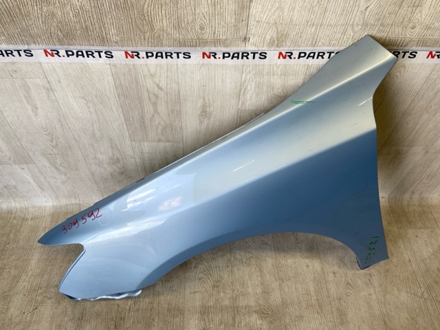 Переднє ліве крило 5381233180 TOYOTA