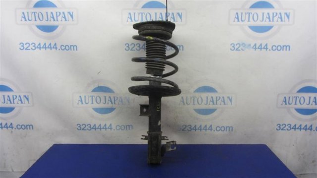 Подушка амортизатора переднього 54320JA00A NISSAN