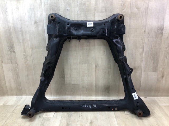 Передня балка 544004BA0A NISSAN