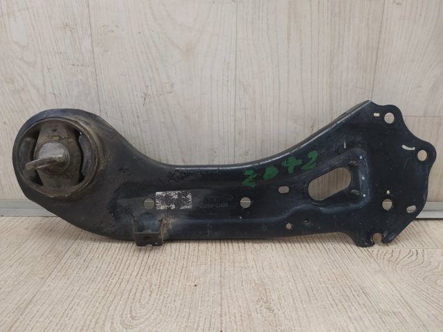 Важіль/тяга задньої підвіски подовжній нижній, правий 55280C1100 HYUNDAI