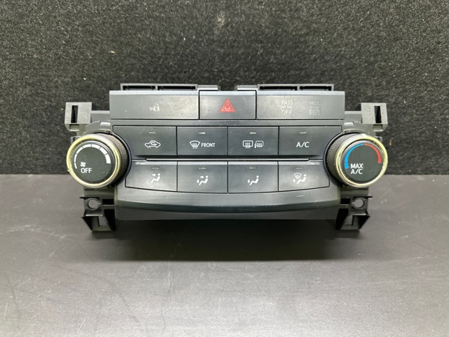 Блок управління режимів опалення / кондиціонування 5590006320 TOYOTA