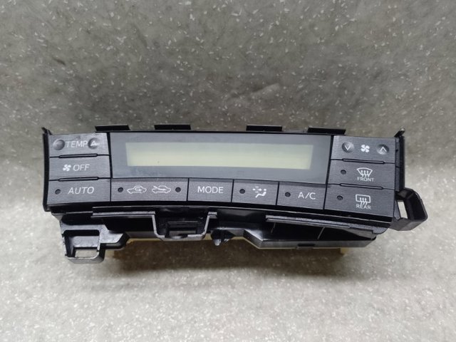Блок управління режимів опалення / кондиціонування 5590047020 TOYOTA