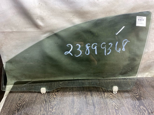 Скло передніх дверей, лівою 5706A017 MITSUBISHI