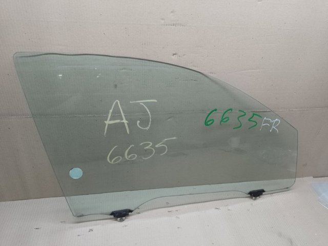 Скло передньої правої двері 5706A272 MITSUBISHI