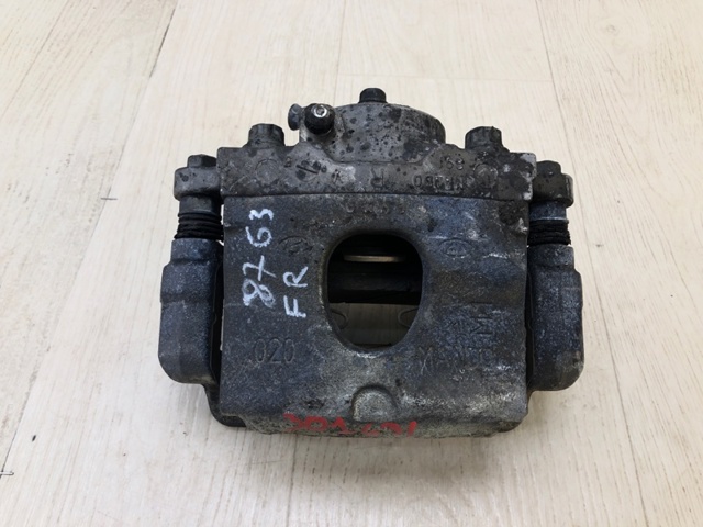 Супорт гальмівний, передній, правий 58130G2000 HYUNDAI