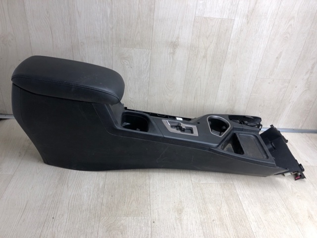 Консоль панелі приладів 5890142260C0 TOYOTA