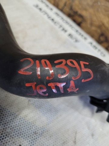 Водопровідна труба системи охолодження 5C0121049M VAG