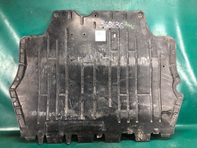 Захист двигуна передній 5C0825237B VAG