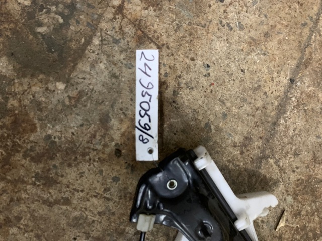 Склопідйомник задніх лівих дверей 5C6839461B VAG