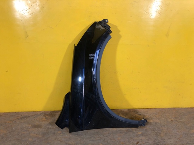 Переднє праве крило 60211SWAA91ZZ HONDA