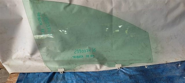 Скло пасажирських дверей 61011XA02A SUBARU