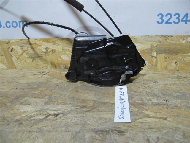 Замок передніх пасажирських дверей 61032VA080 SUBARU
