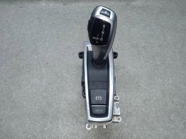 Клавіша електромеханічного гальма стоянки 61319877889 BMW