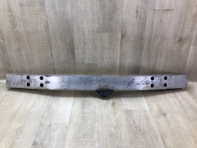 Шина бампера переднього 62030CL70A NISSAN