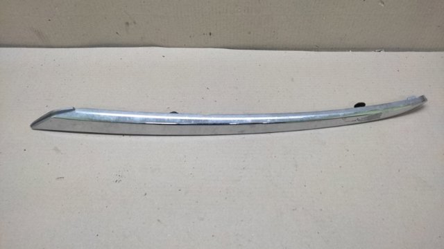 Вія лівої фари 620753KA0A NISSAN