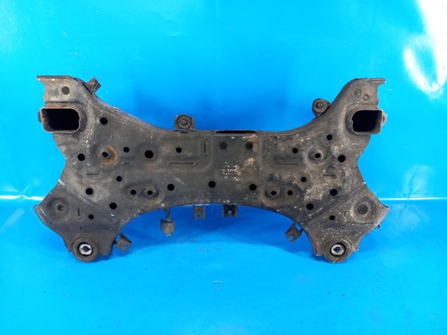 Підрамник передньої підвіски 62405G5100 HYUNDAI