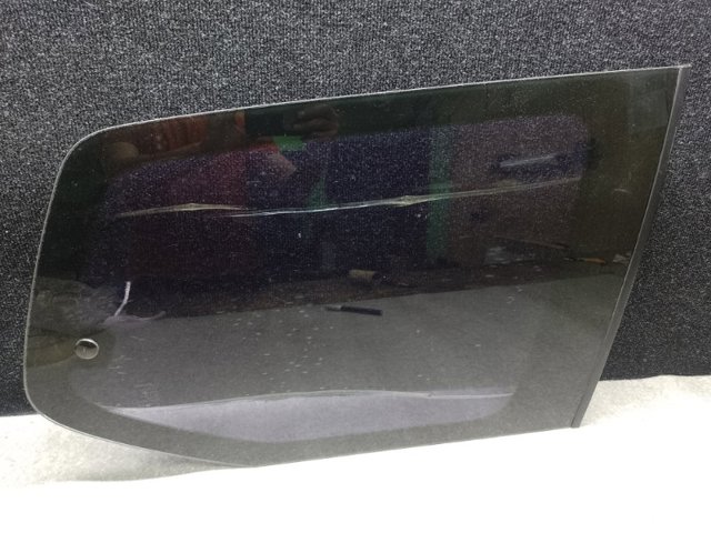 Стукло багажника, праве 6271060891 TOYOTA