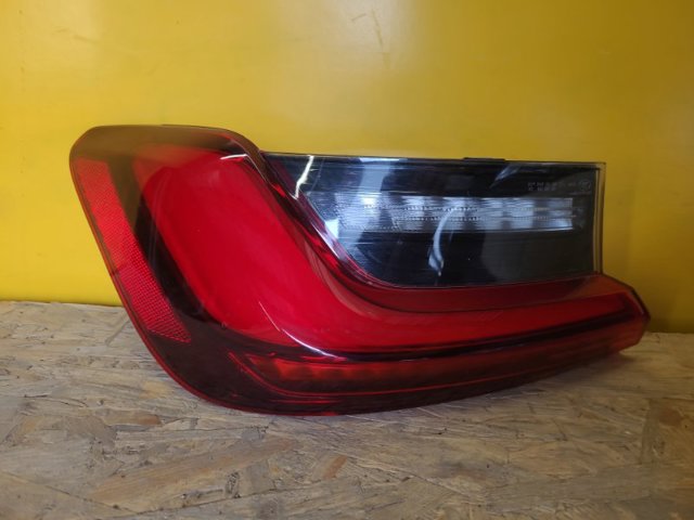 Задній лівий зовнішній ліхтар 63217420449 BMW