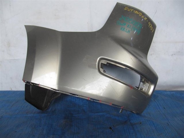 Ікло заднього бампера ліве 6410B593 MITSUBISHI