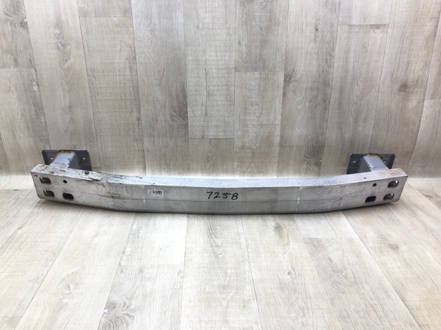 Кронштейн підсилювача заднього бампера 6410B895 MITSUBISHI