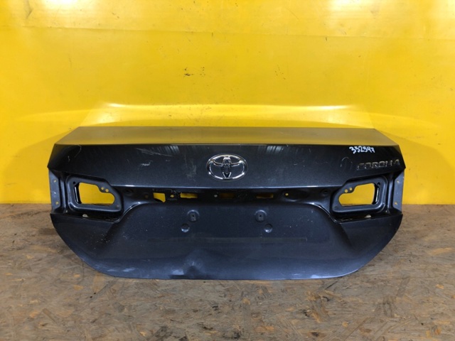Кришка багажника кузова 6440102A30 TOYOTA