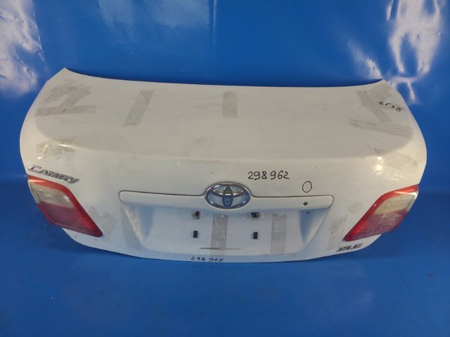 6440106281 Toyota
