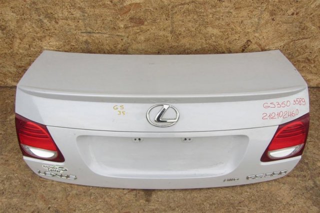 Кришка багажника кузова 6440130B40 TOYOTA