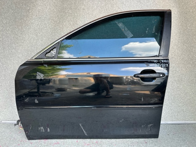 Водійські двері 6700206100 TOYOTA