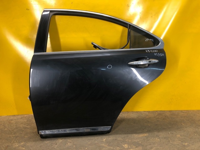 Двері задні, ліві 6700433190 TOYOTA