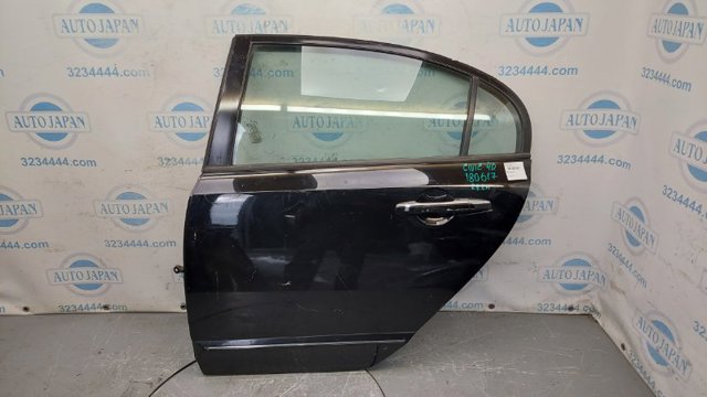 Двері пасажирськи задні ліві 67550SNAU00ZZ HONDA