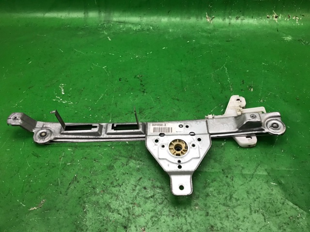 Склопідйомник задніх лівих дверей 68002893AA CHRYSLER