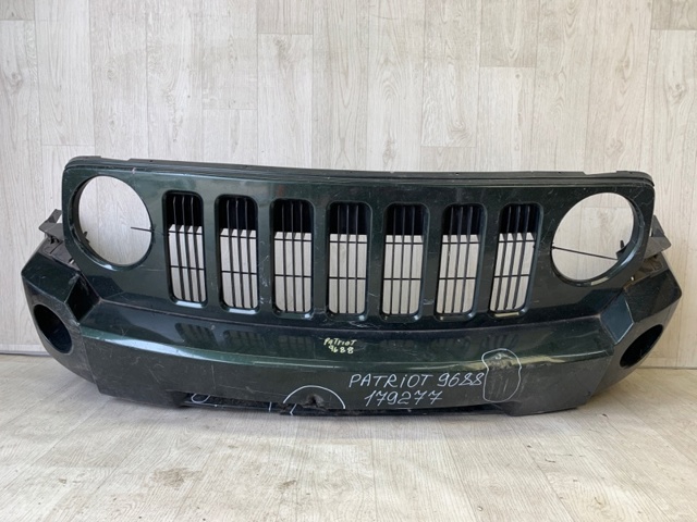 Бампер передній 68021312AA CHRYSLER