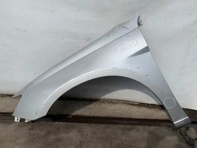 Ліве переднє крило 68079073AB CHRYSLER