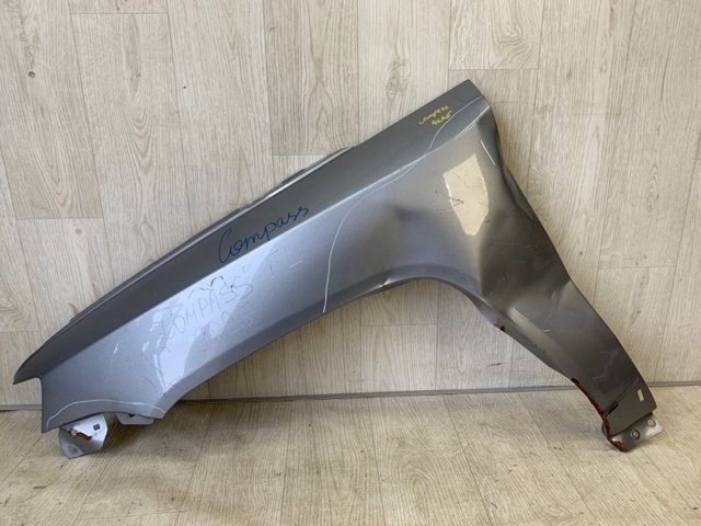 Переднє ліве крило 68085303AA CHRYSLER