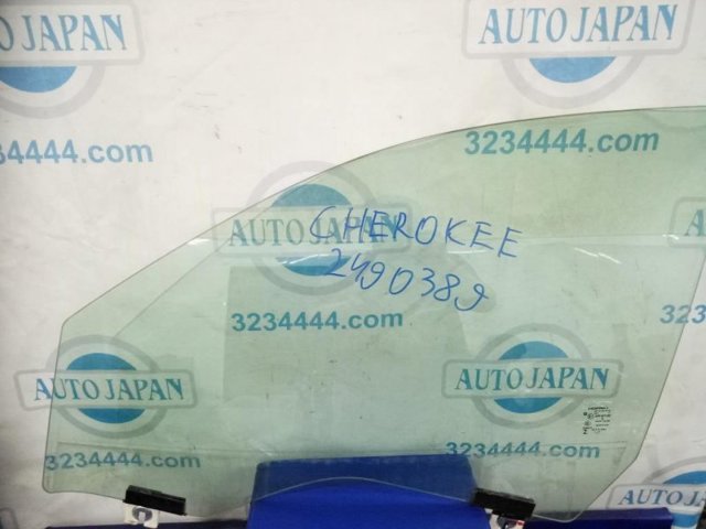 Скло передніх дверей, лівою 68104585AC CHRYSLER