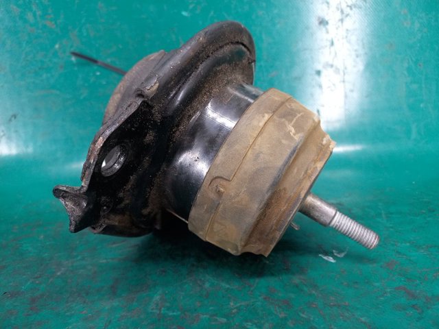 Права подушка мотора 68110951AB CHRYSLER