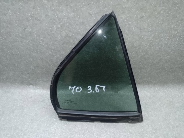 Вікно надставки дверей задніх 6812306260 TOYOTA