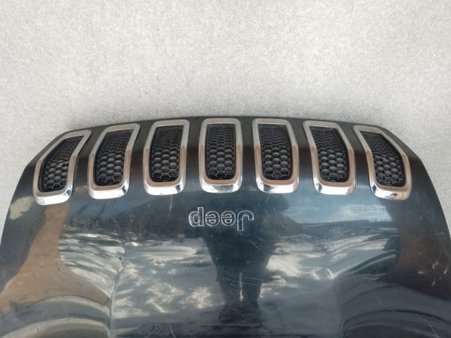 Облицювання радіатора 68138335AB CHRYSLER