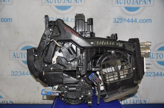 Корпус печі в зборі 68223048AA CHRYSLER