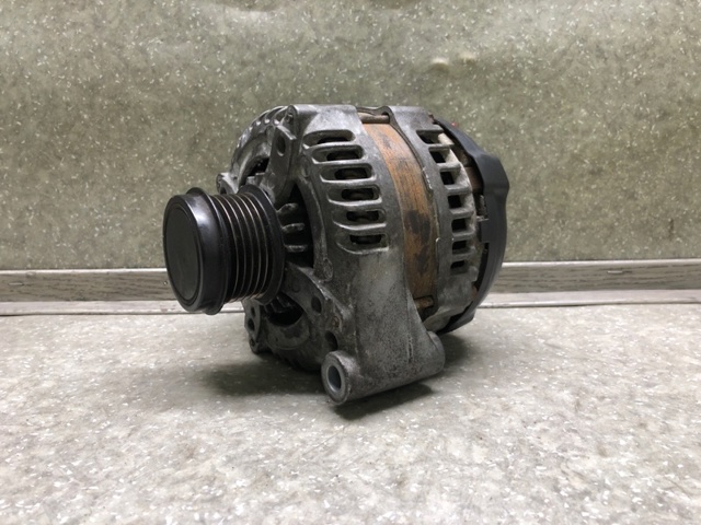 Авто генератор 68272108AA CHRYSLER