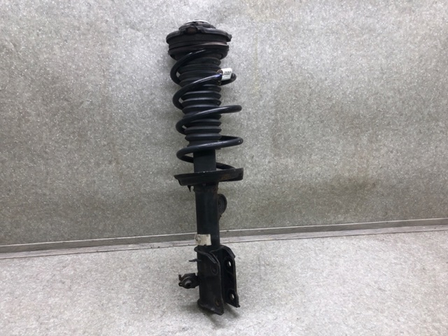 Кріплення переднього амортизатора 68299201AC CHRYSLER