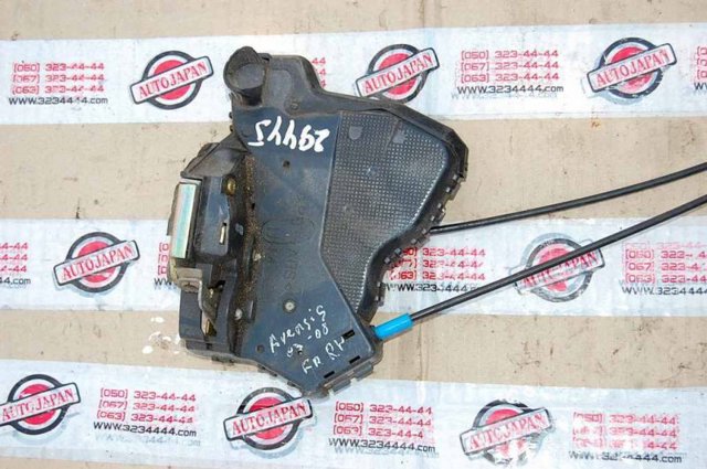 Замок двері правої передньої 6903002162 TOYOTA